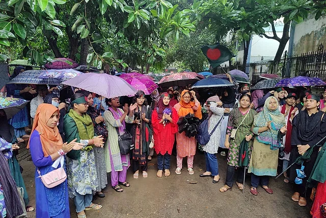 As part of the prior declaration of 'Bangla Blockade' protesting students are gathering in front of Dhaka University central library demanding quota reforms. The picture was taken on Thursday afternoon.